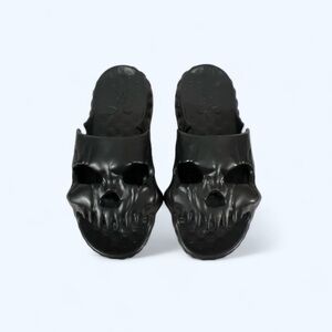 SKULL SLIDES